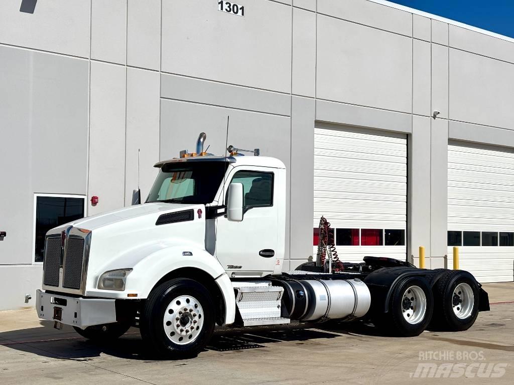 Kenworth T 880 Trekkers