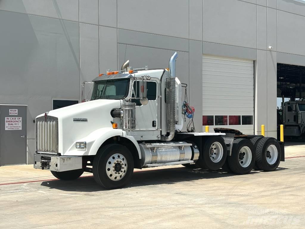 Kenworth T 800 Trekkers