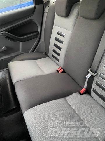 Ford Focus Turnier Auto's