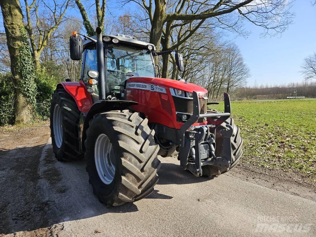 Massey Ferguson 7719 Tractoren
