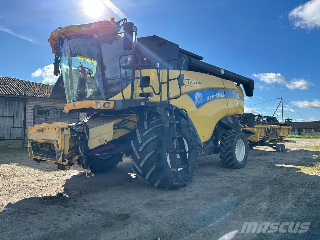 New Holland CX 8070 Maaidorsmachines