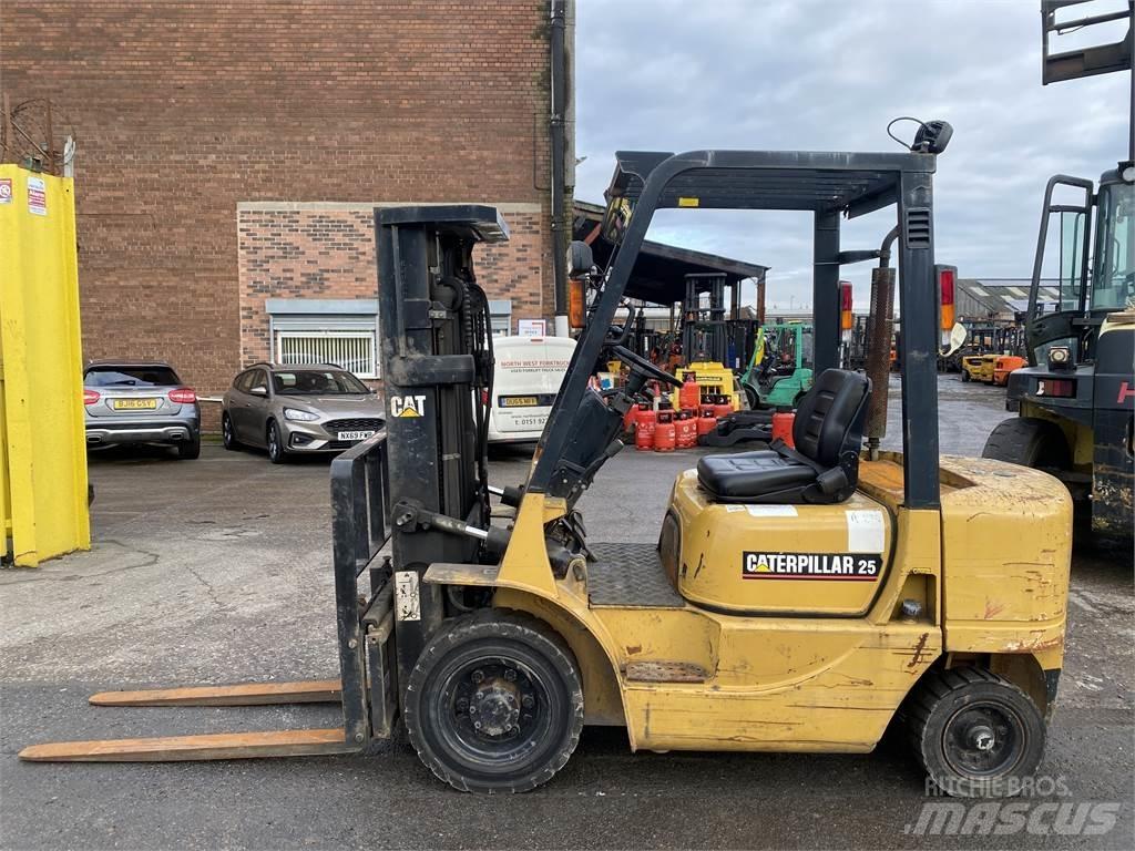 CAT DP25K Diesel heftrucks