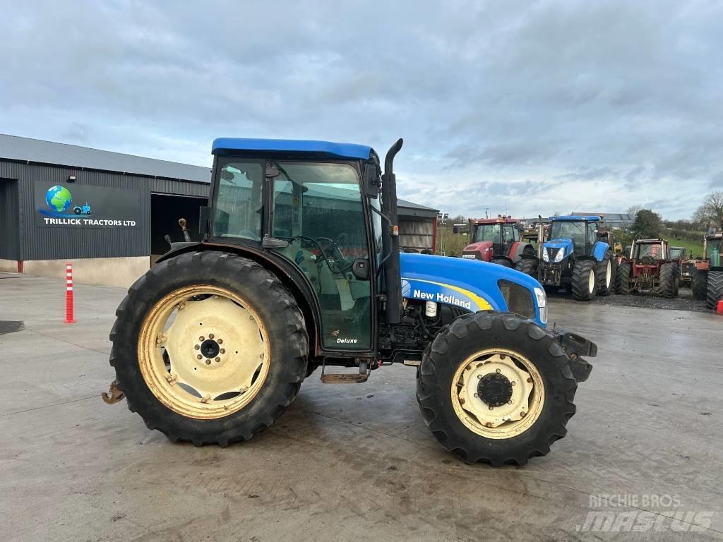 New Holland T 4050 Tractoren
