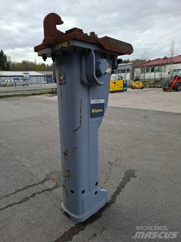 Epiroc EC 155CL Hamers en brekers