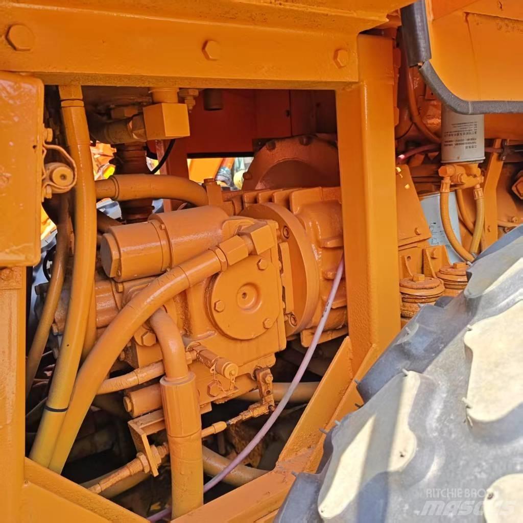 Dynapac CA 251 Trilrolwalsen