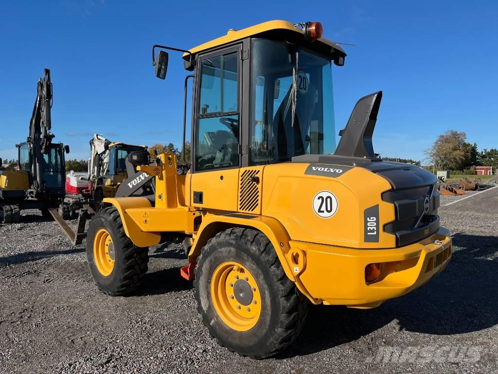 Volvo L 30 G Wielladers