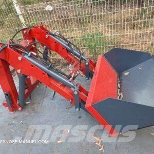  TJM PALA TRASERA TJM Voorladers en gravers