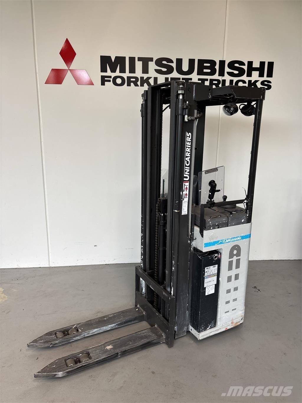 Atlet A160 Zelfrijdende stapelaars