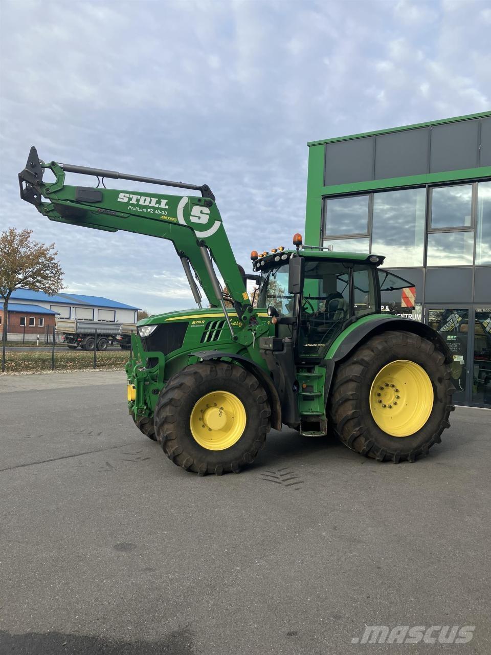John Deere 6215R Tractoren