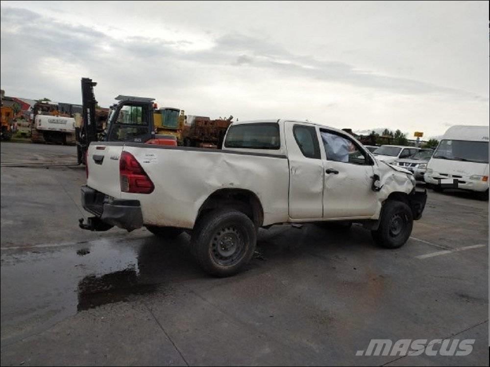 Toyota Hilux 5 Bestelwagens met open laadbak