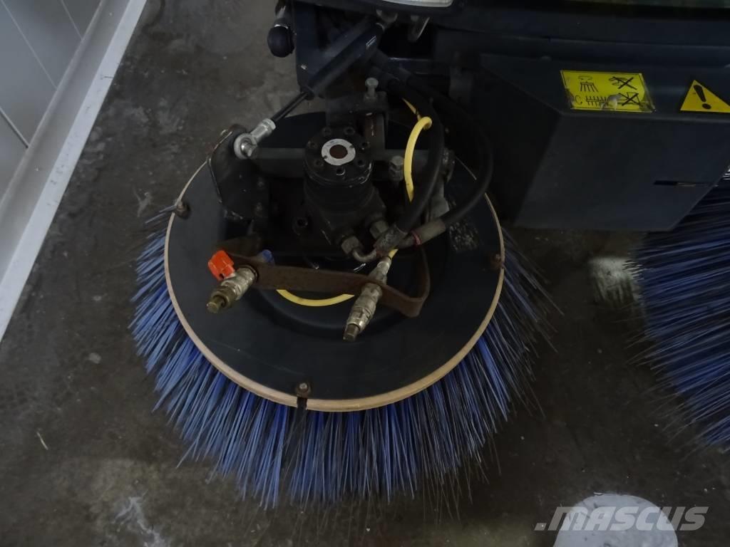 Dulevo 200 Quattro Veegmachines