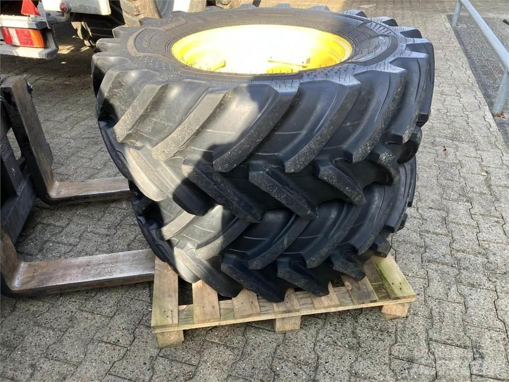 Alliance 420/70R24 Banden, wielen en velgen