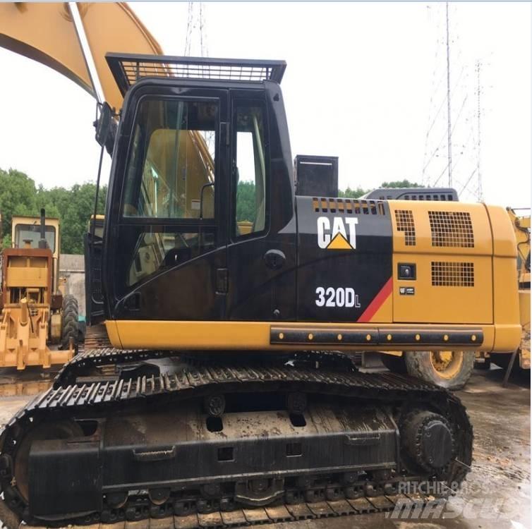 CAT 320D Rupsgraafmachines