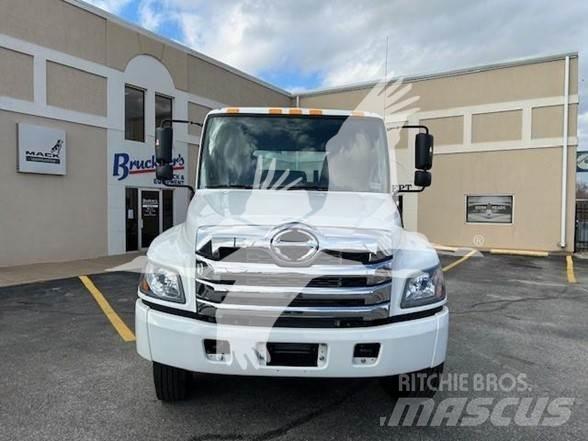 Hino L6 Chassis met cabine