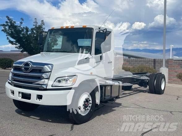 Hino L6 Chassis met cabine