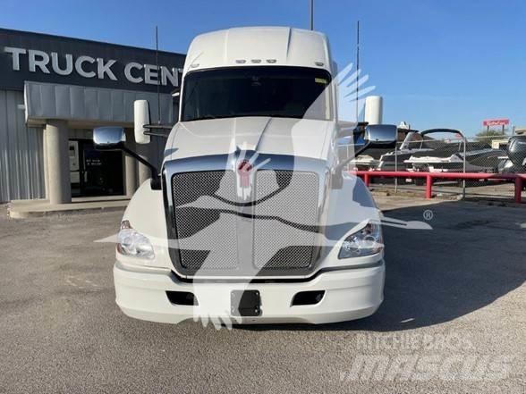 Kenworth T680 Trekkers