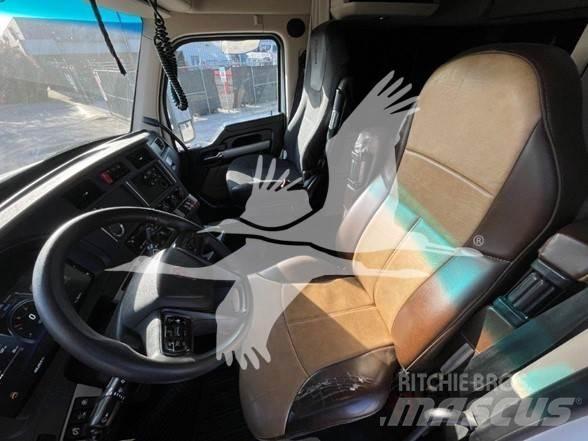 Kenworth T680 Trekkers
