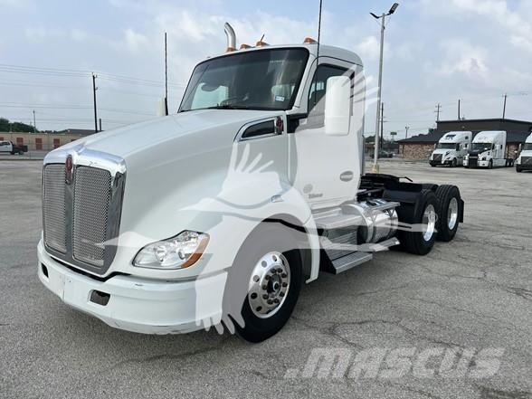 Kenworth T680 Trekkers
