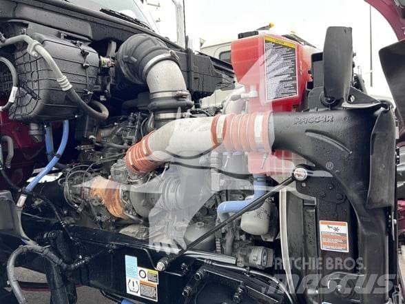 Kenworth T880 Trekkers