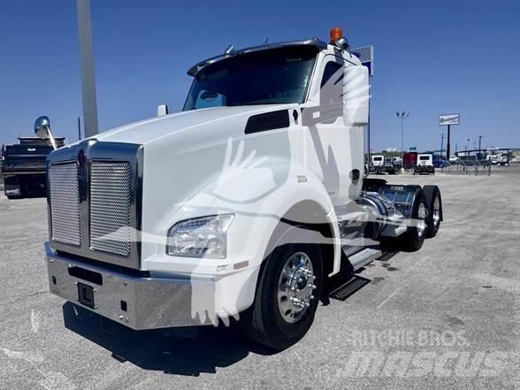 Kenworth T880 Trekkers