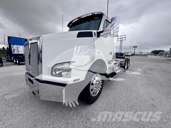 Kenworth T880 Trekkers