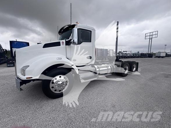 Kenworth T880 Trekkers