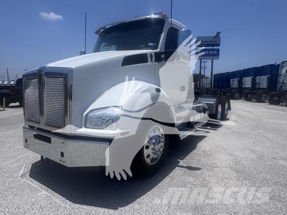 Kenworth T880 Trekkers
