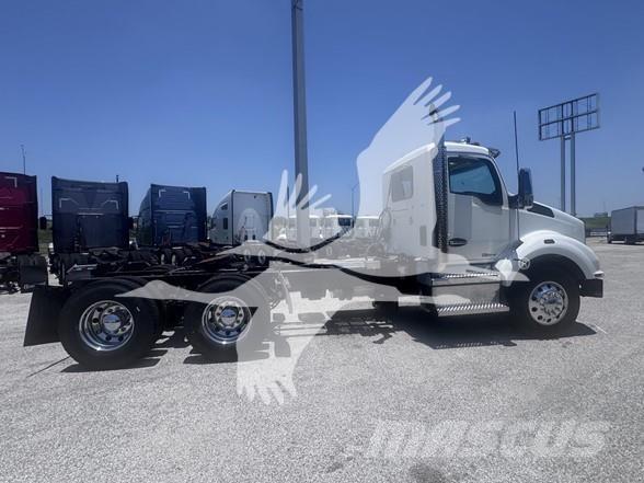Kenworth T880 Trekkers