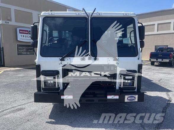 Mack LR64R Vuilniswagens