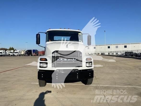 Mack MD6 Platte bakwagens