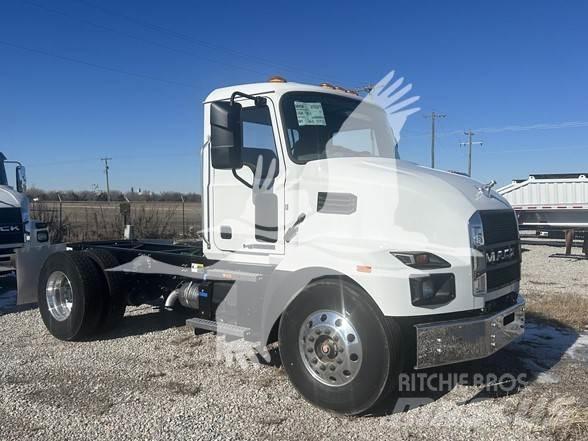 Mack MD6 Chassis met cabine
