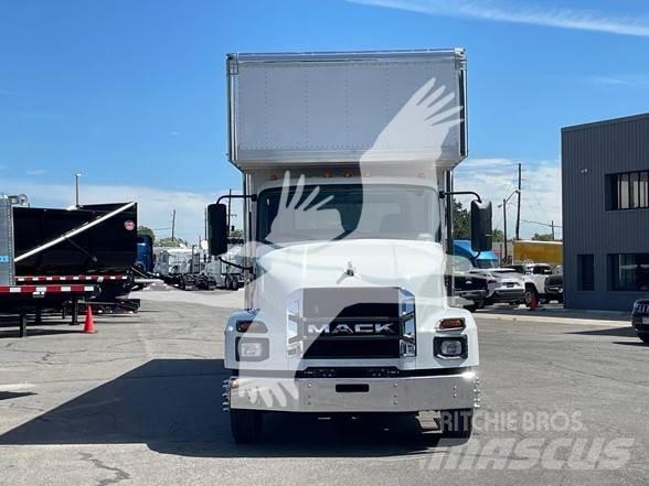 Mack MD6 Bakwagens met gesloten opbouw