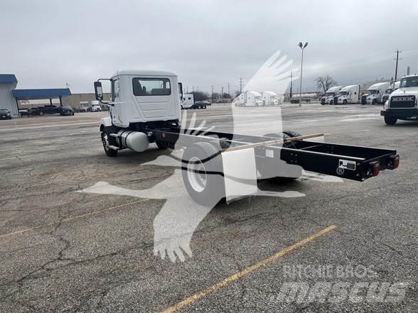 Mack MD6 Chassis met cabine