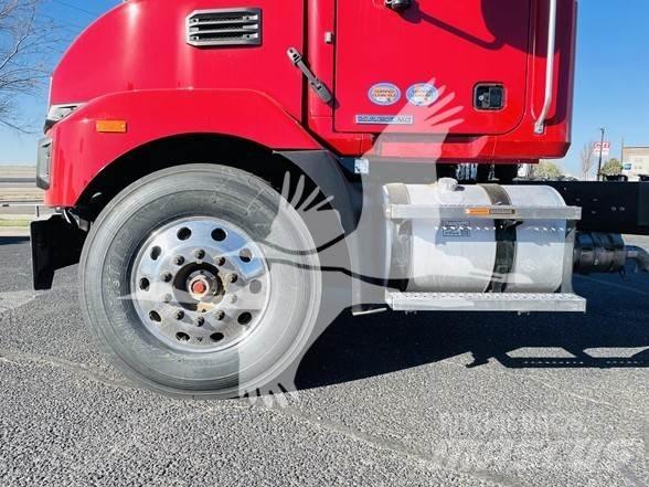 Mack MD6 Chassis met cabine