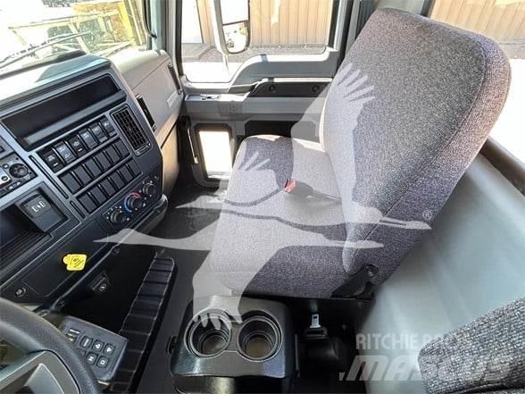 Mack MD7 Chassis met cabine