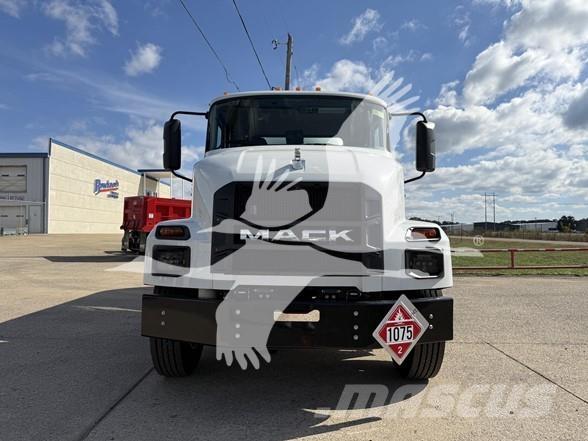 Mack MD7 Bouw - Overige