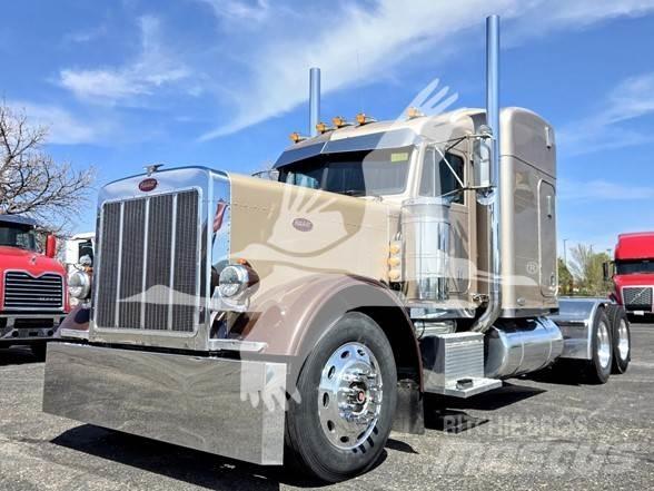 Peterbilt 379 Trekkers