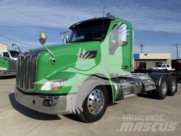 Peterbilt 579 Trekkers
