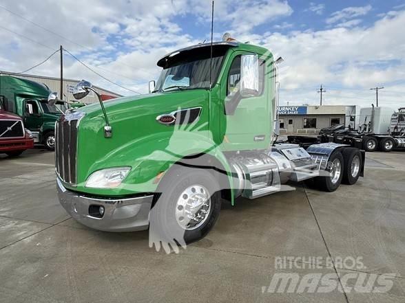 Peterbilt 579 Trekkers