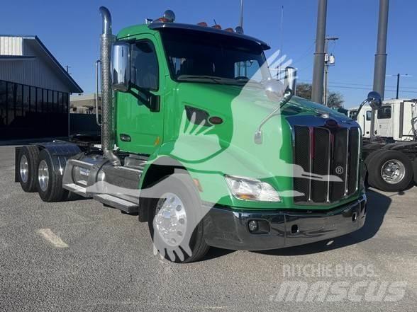 Peterbilt 579 Trekkers