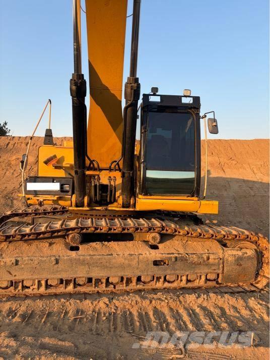 CAT 349 D Rupsgraafmachines