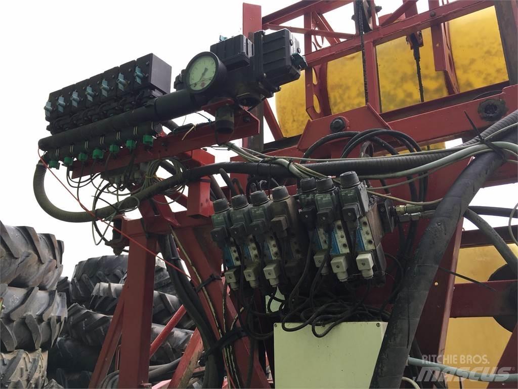 Hardi 3500 Getrokken spuitmachines