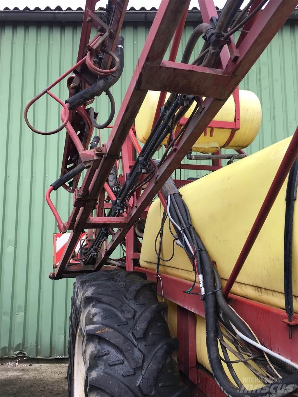 Hardi 3500 Getrokken spuitmachines