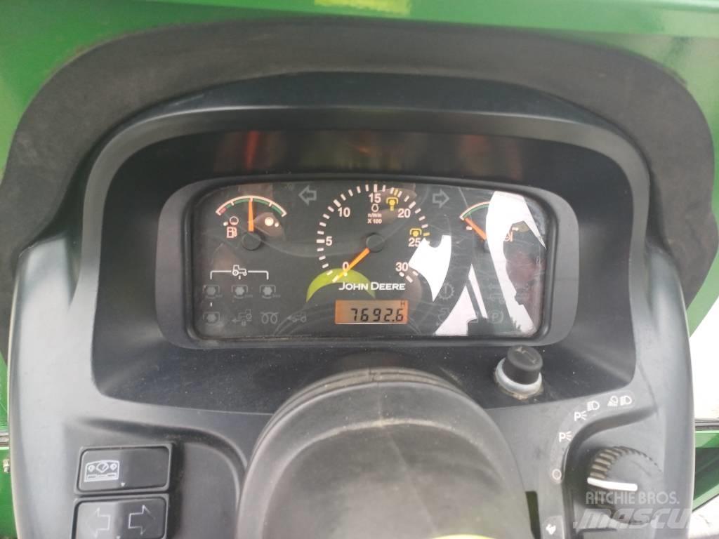 John Deere 4520 Compacttrekkers