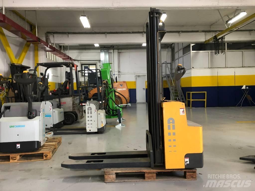 Atlet CSH 125 Zelfrijdende stapelaars