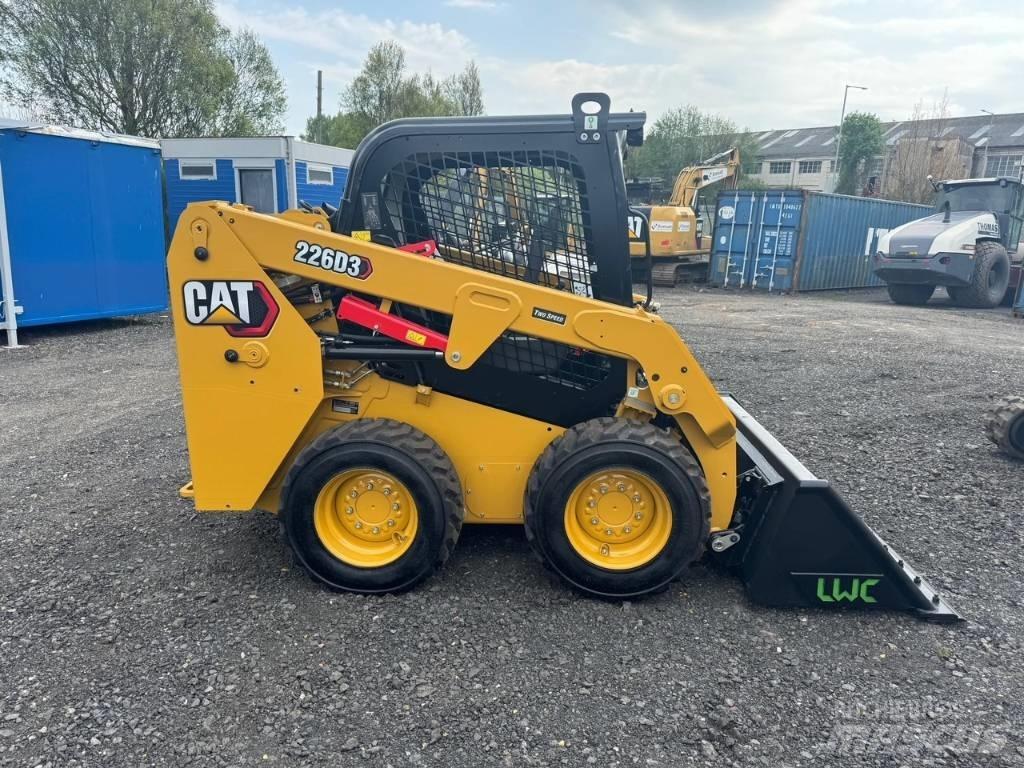 CAT 226D3 Schrankladers