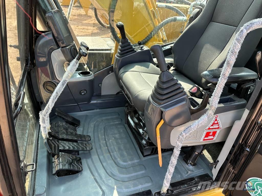 CAT 320 D Rupsgraafmachines