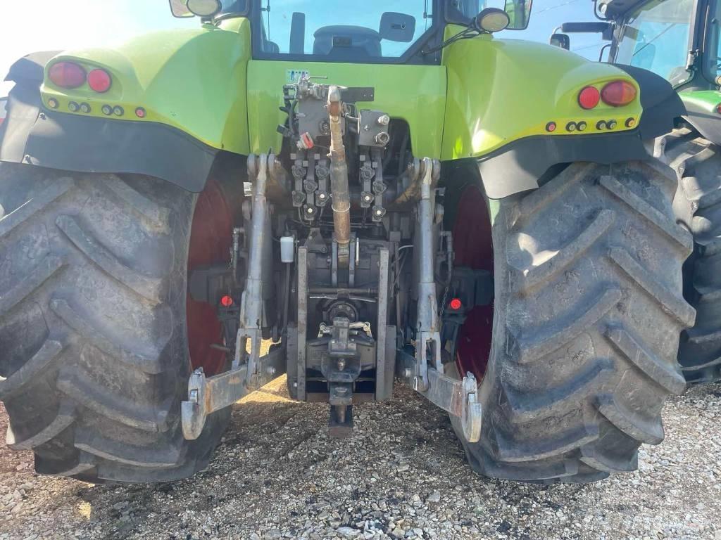 CLAAS Axion 840 Tractoren