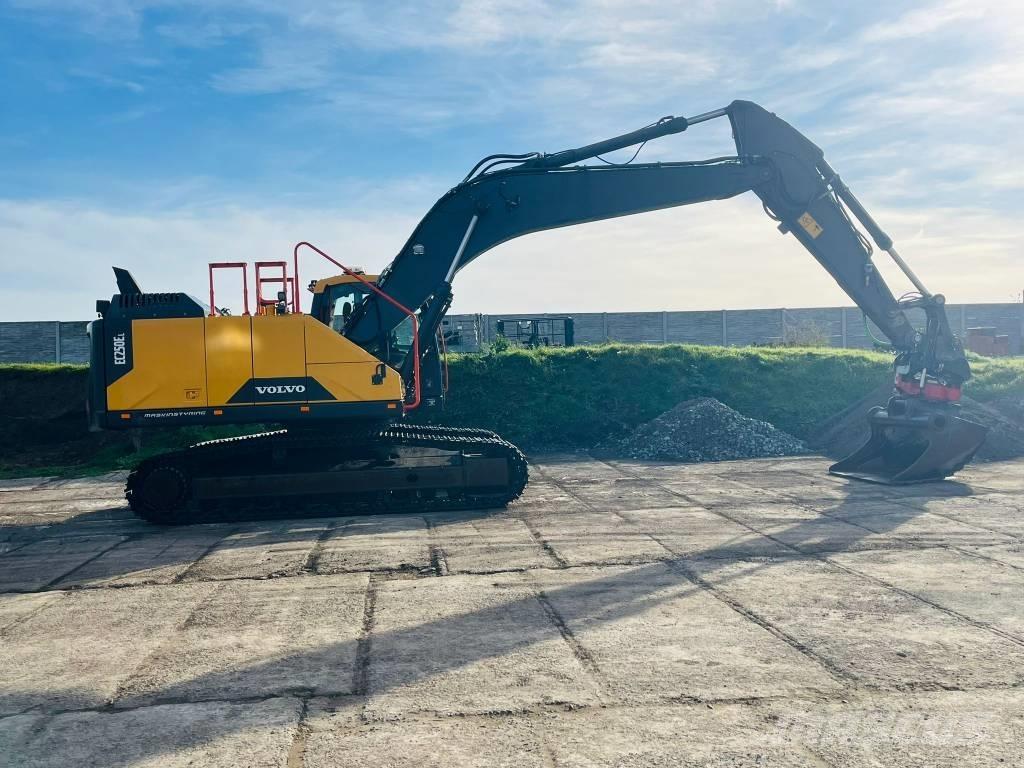 Volvo EC 250 EL Rupsgraafmachines