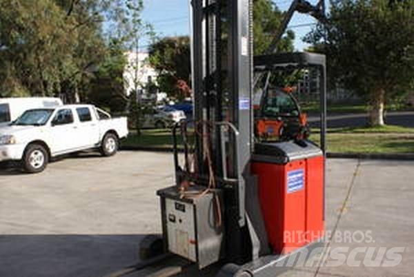 Linde R14 Reachtruck voor hoog niveau